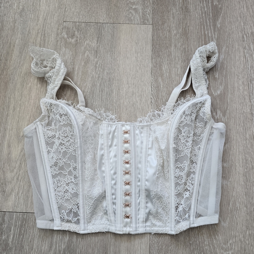 Victoria's Secret White Lace Longline Bustier with Rose Gold Hooks